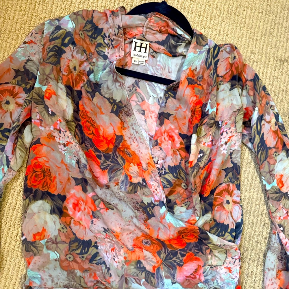 Haute Hippie silk surplice blouse XS Floral